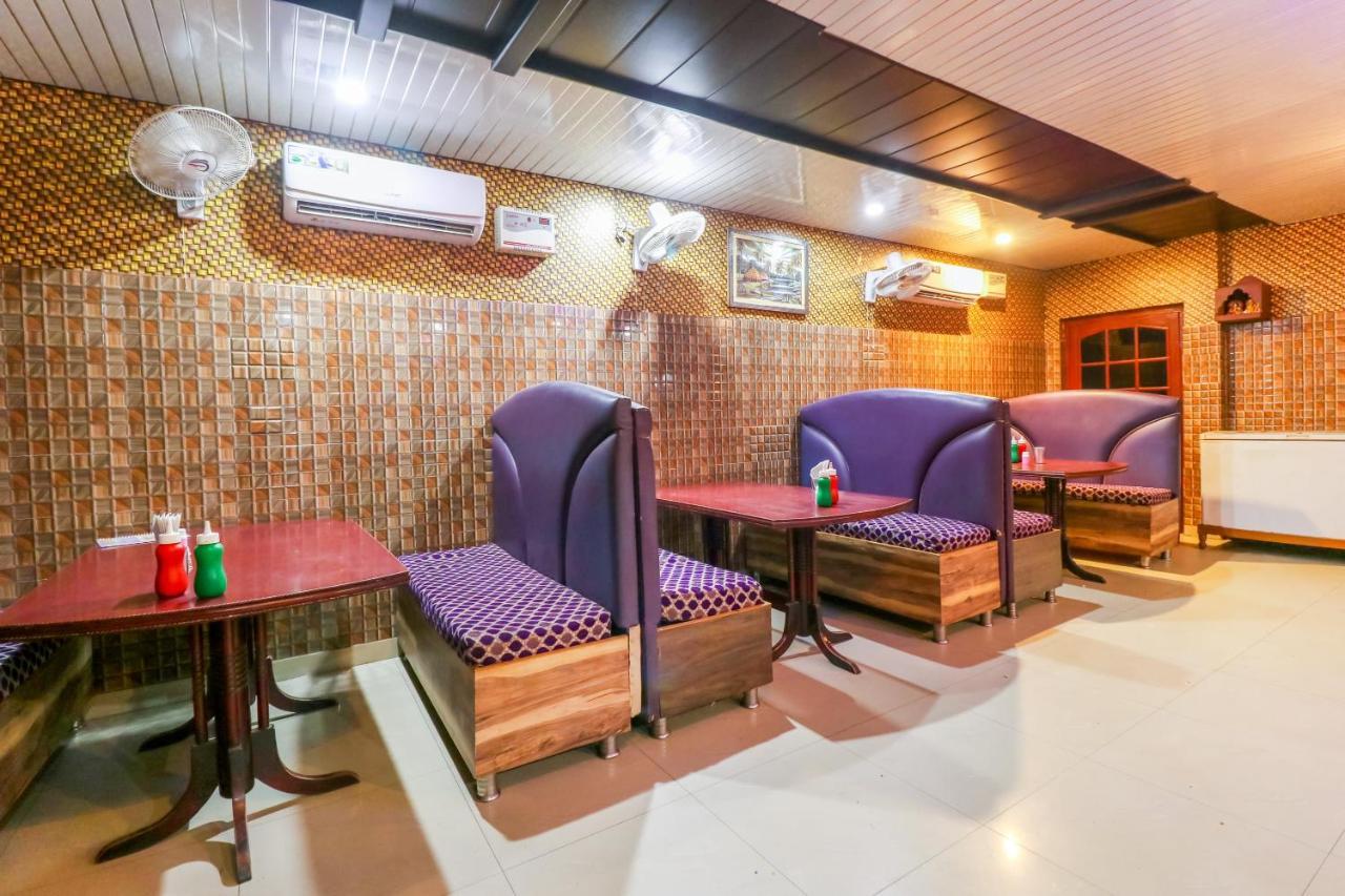 Oyo 6908 Hotel Royal City Āzamgarh Exterior foto